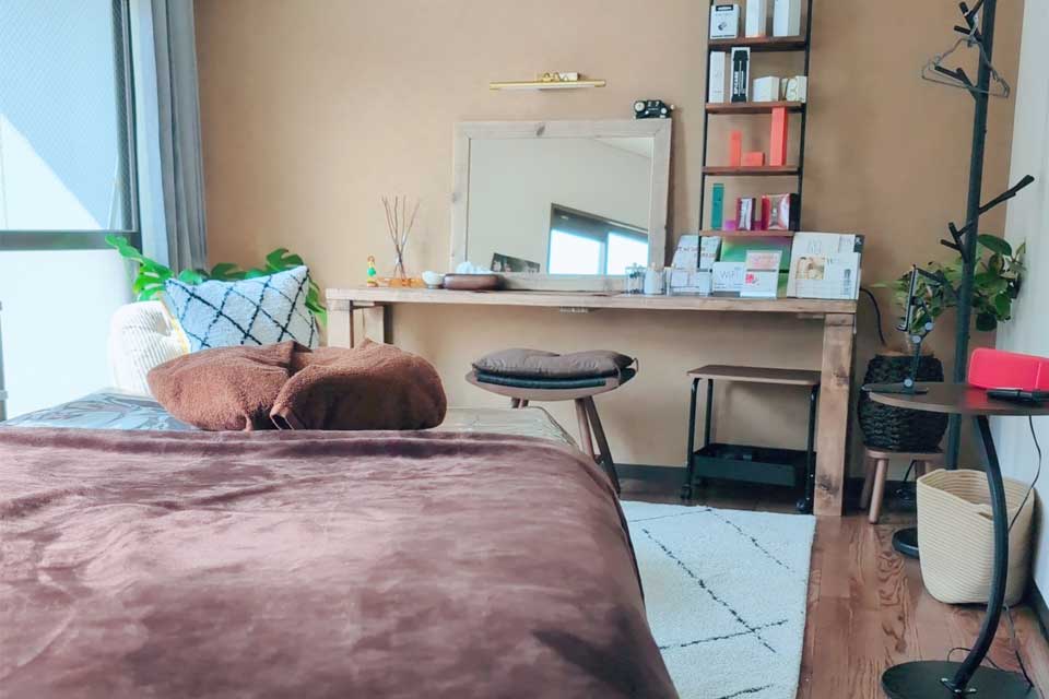 Kukuna Beauty／ククナ ビューティー／大阪府箕面市／脱毛サロン／美容全般（ハーブ・ピーリングなど）／ホームケア用美顔器／痩身関連